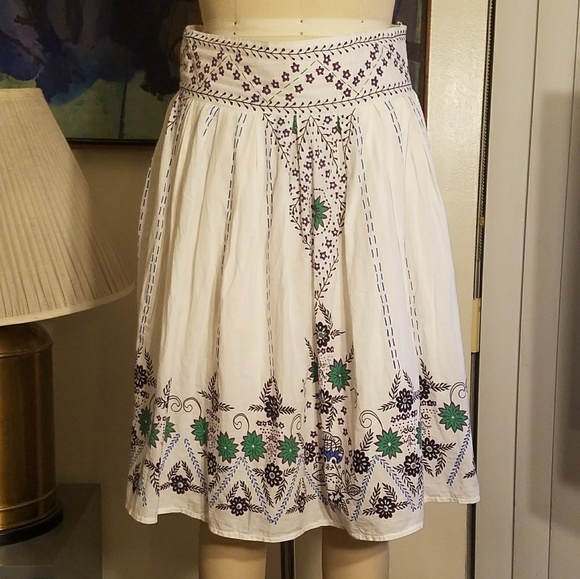 Aryeh Dresses & Skirts - White Floral Pattern Pleated Skirt